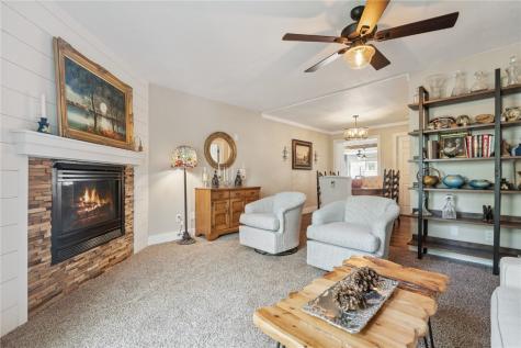 1307 G Avenue Vinton IA 52349