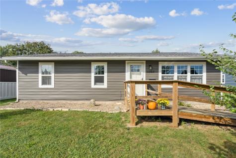 1307 G Avenue Vinton IA 52349