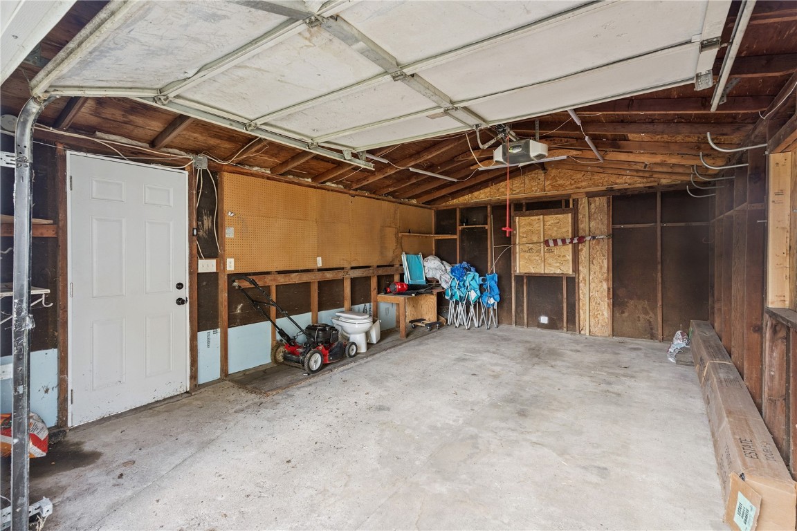 1307 G Avenue Vinton IA 52349