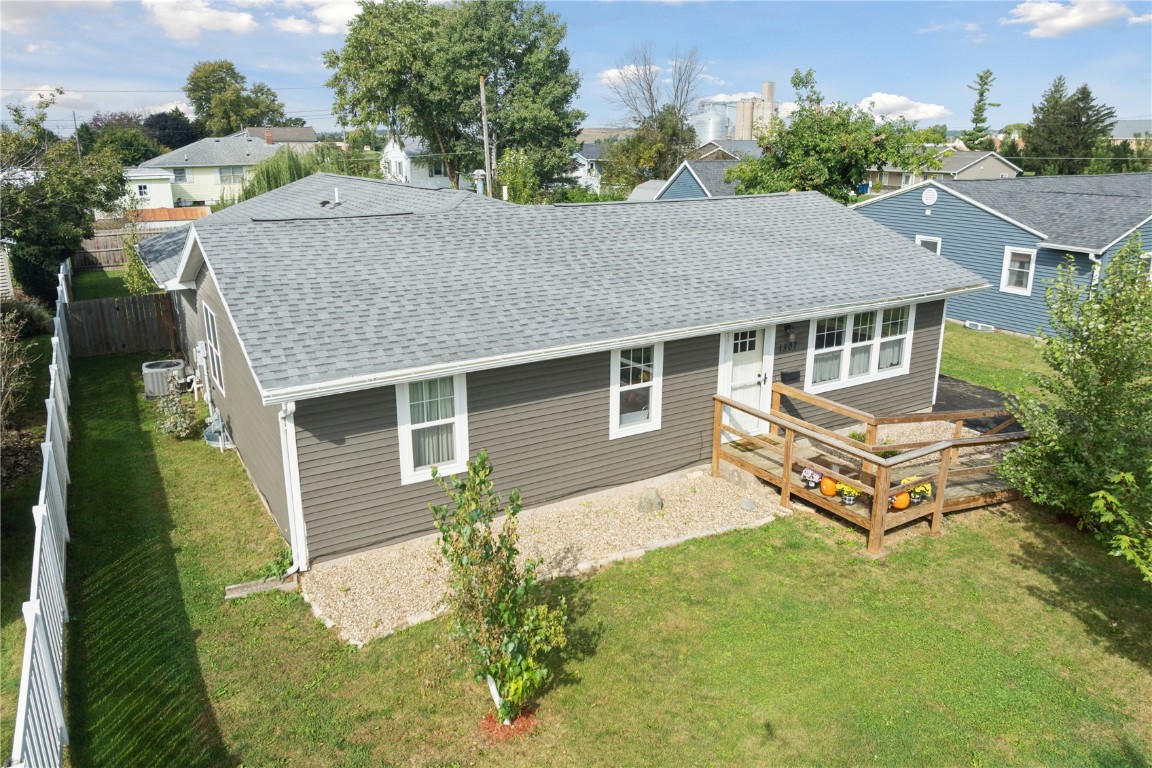 1307 G Avenue Vinton IA 52349