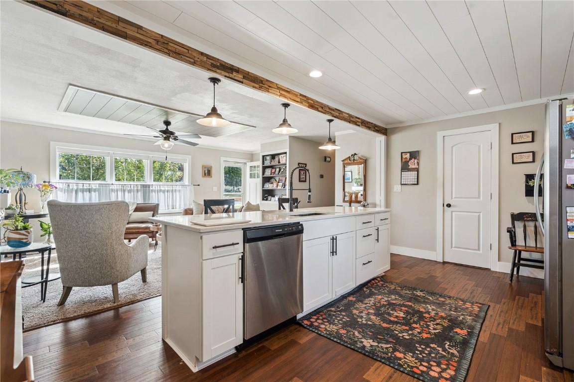 1307 G Avenue Vinton IA 52349