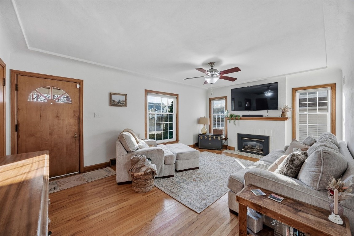 1609 Wildwood Drive NE Cedar Rapids IA 52402