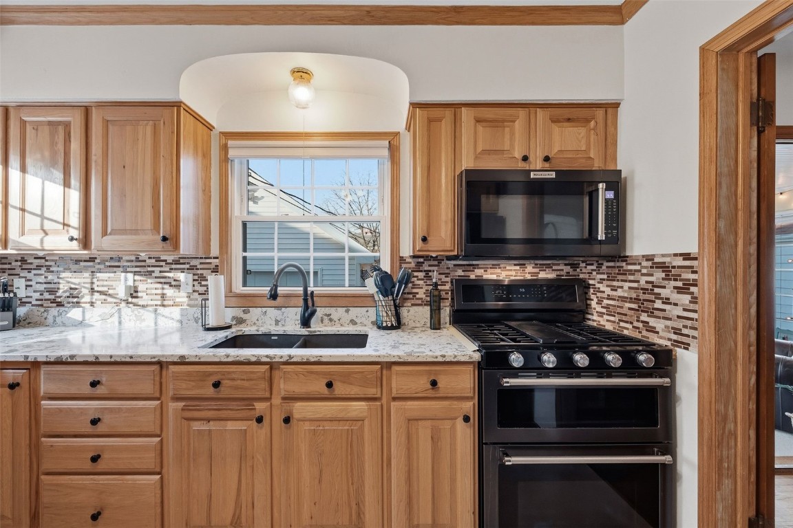1609 Wildwood Drive NE Cedar Rapids IA 52402