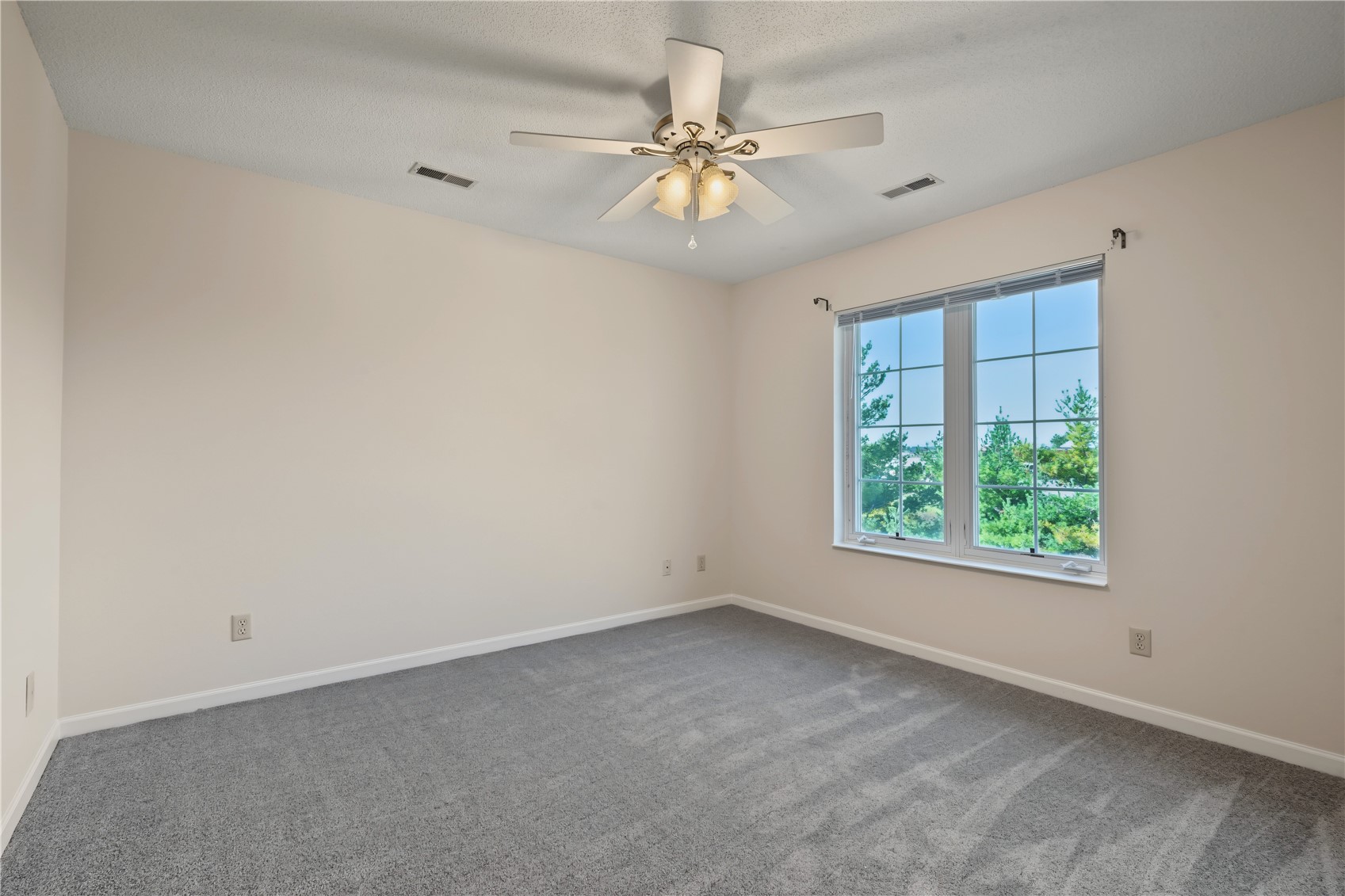 2532 31st Street SW Cedar Rapids IA 52404