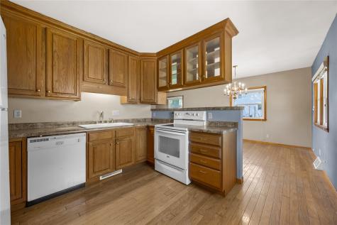 310 2nd Avenue E Lisbon IA 52253