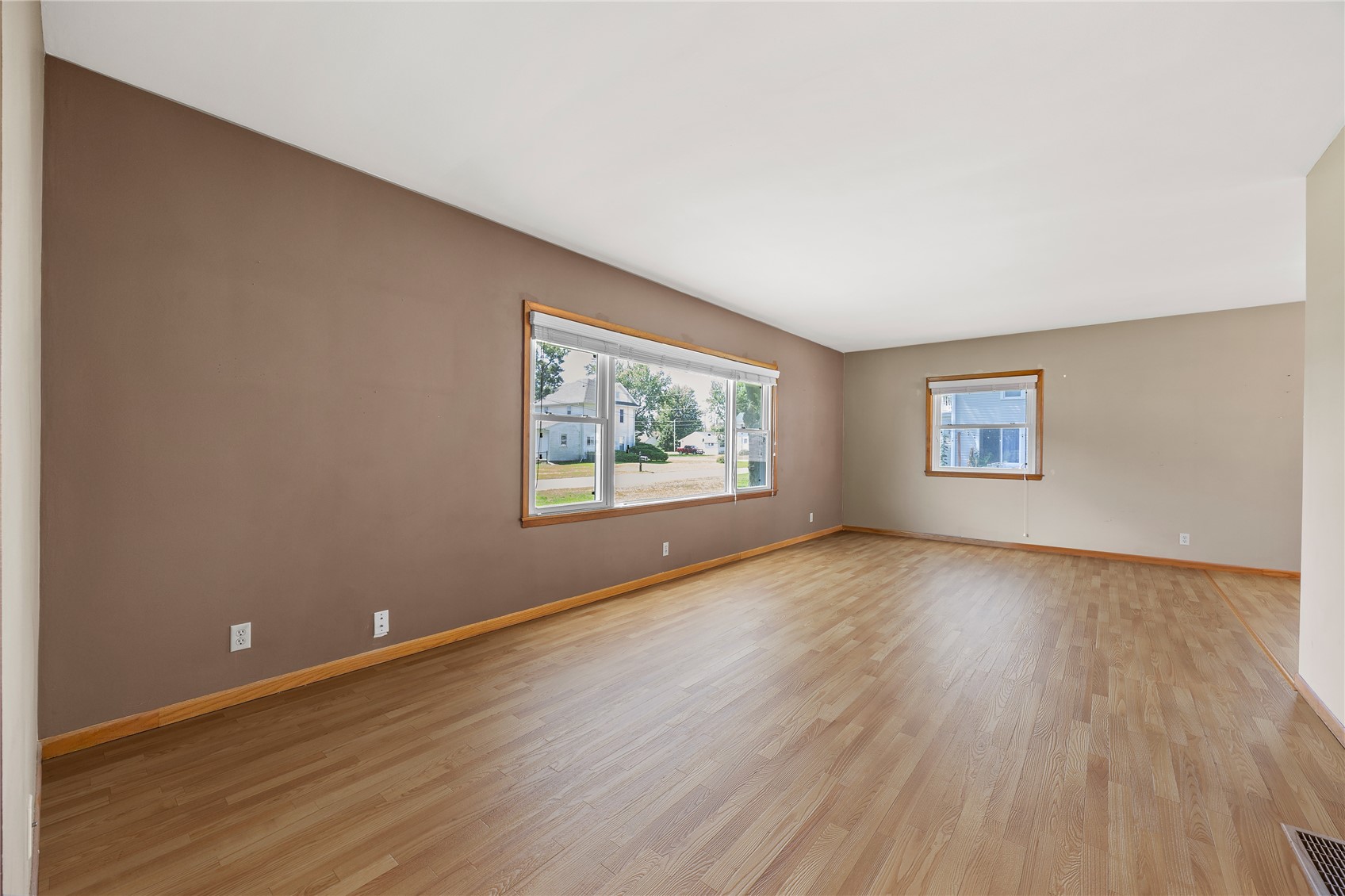 310 2nd Avenue E Lisbon IA 52253