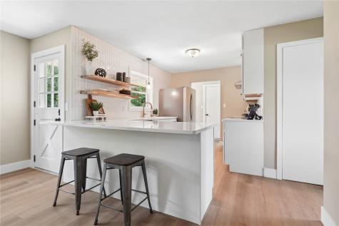 1033 Rolling Glen Drive Marion IA 52402