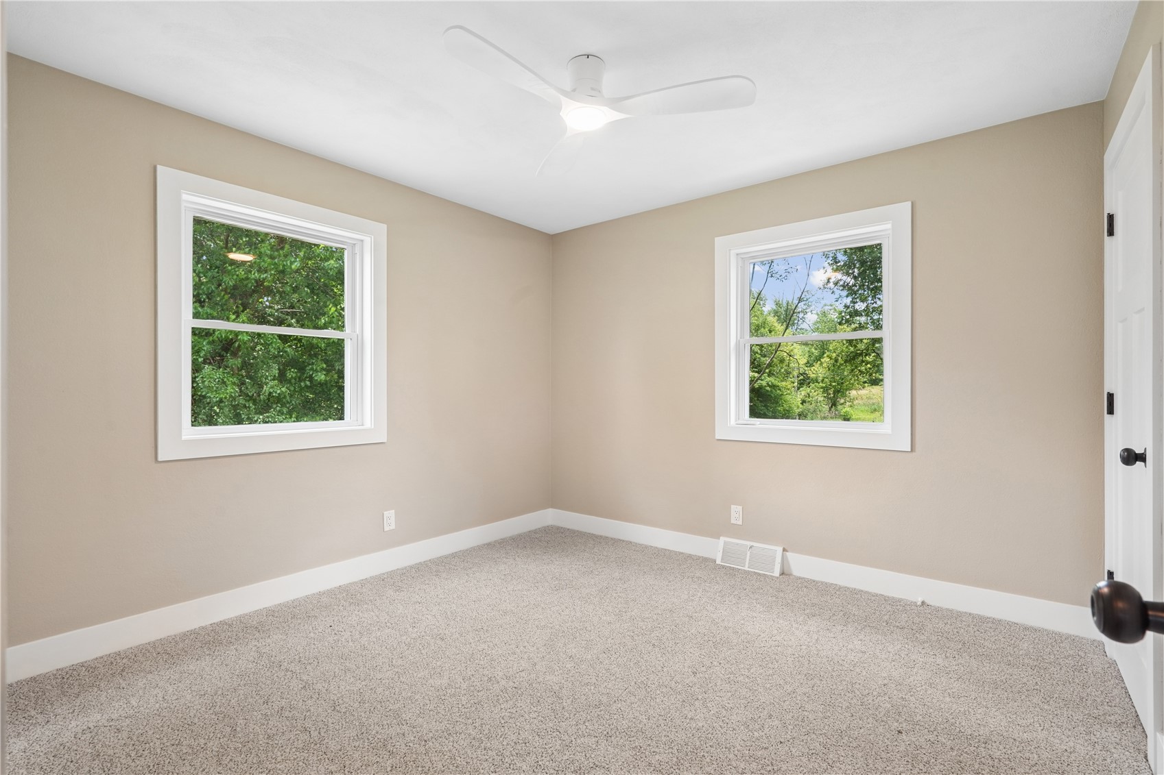 1033 Rolling Glen Drive Marion IA 52402