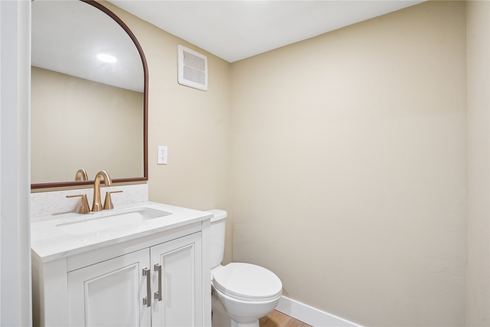 1033 Rolling Glen Drive Marion IA 52402