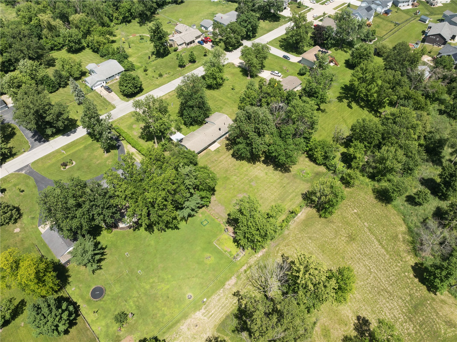 1033 Rolling Glen Drive Marion IA 52402