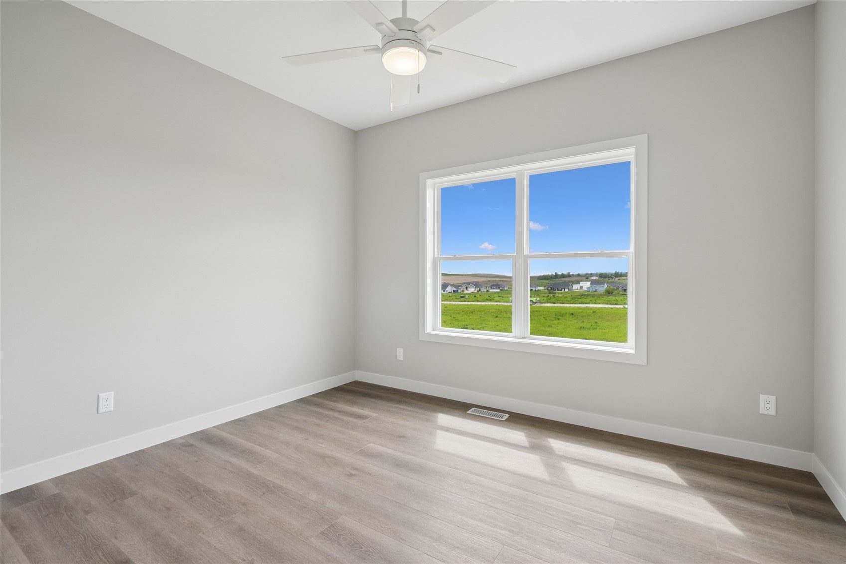 1537 Deerfield Drive Fairfax IA 52228