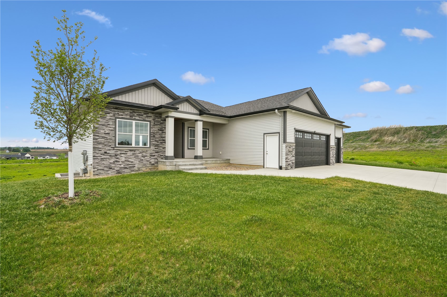 1537 Deerfield Drive Fairfax IA 52228
