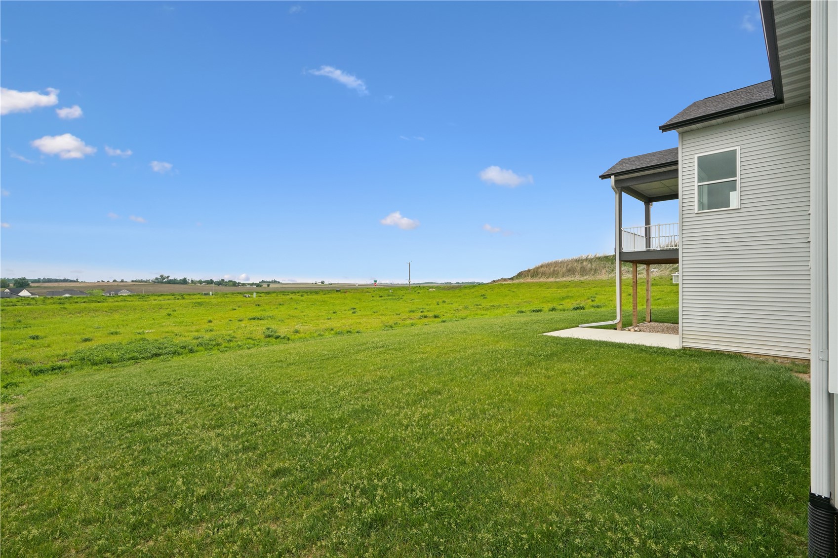 1537 Deerfield Drive Fairfax IA 52228