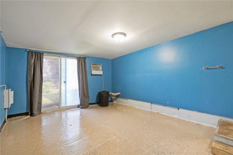 5450 Plainview Drive NW Cedar Rapids IA 52405