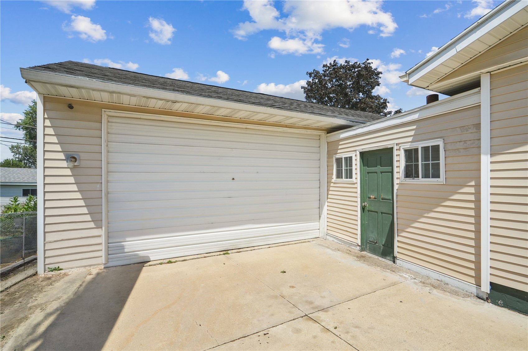 5450 Plainview Drive NW Cedar Rapids IA 52405