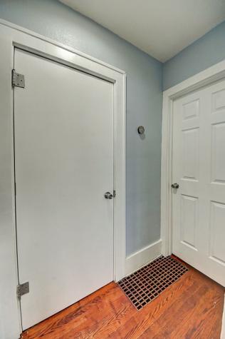 928 12th Street NE Cedar Rapids IA 52402