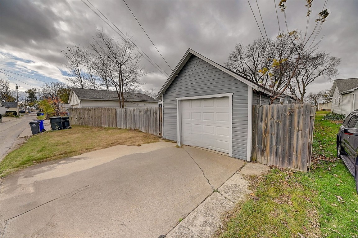 928 12th Street NE Cedar Rapids IA 52402