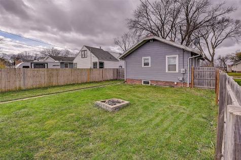 928 12th Street NE Cedar Rapids IA 52402