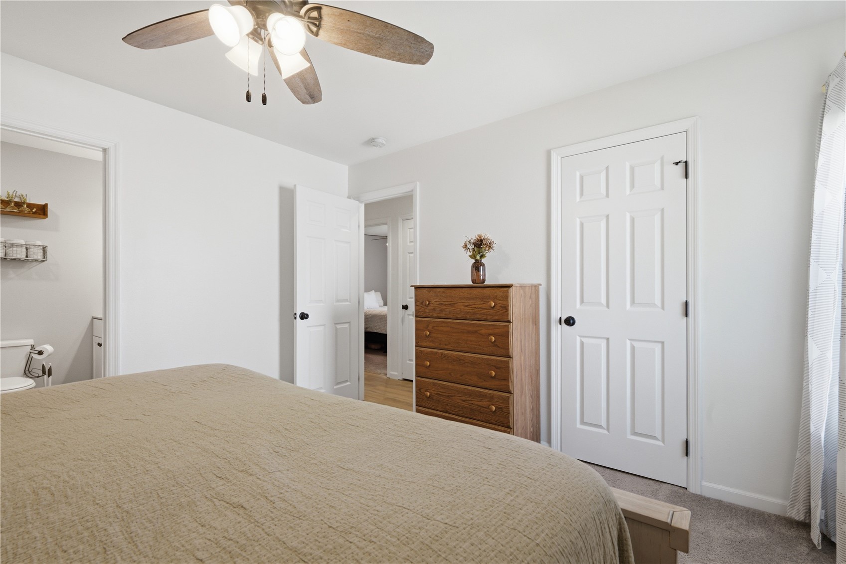 1005 Ashford Drive NE Cedar Rapids IA 52402