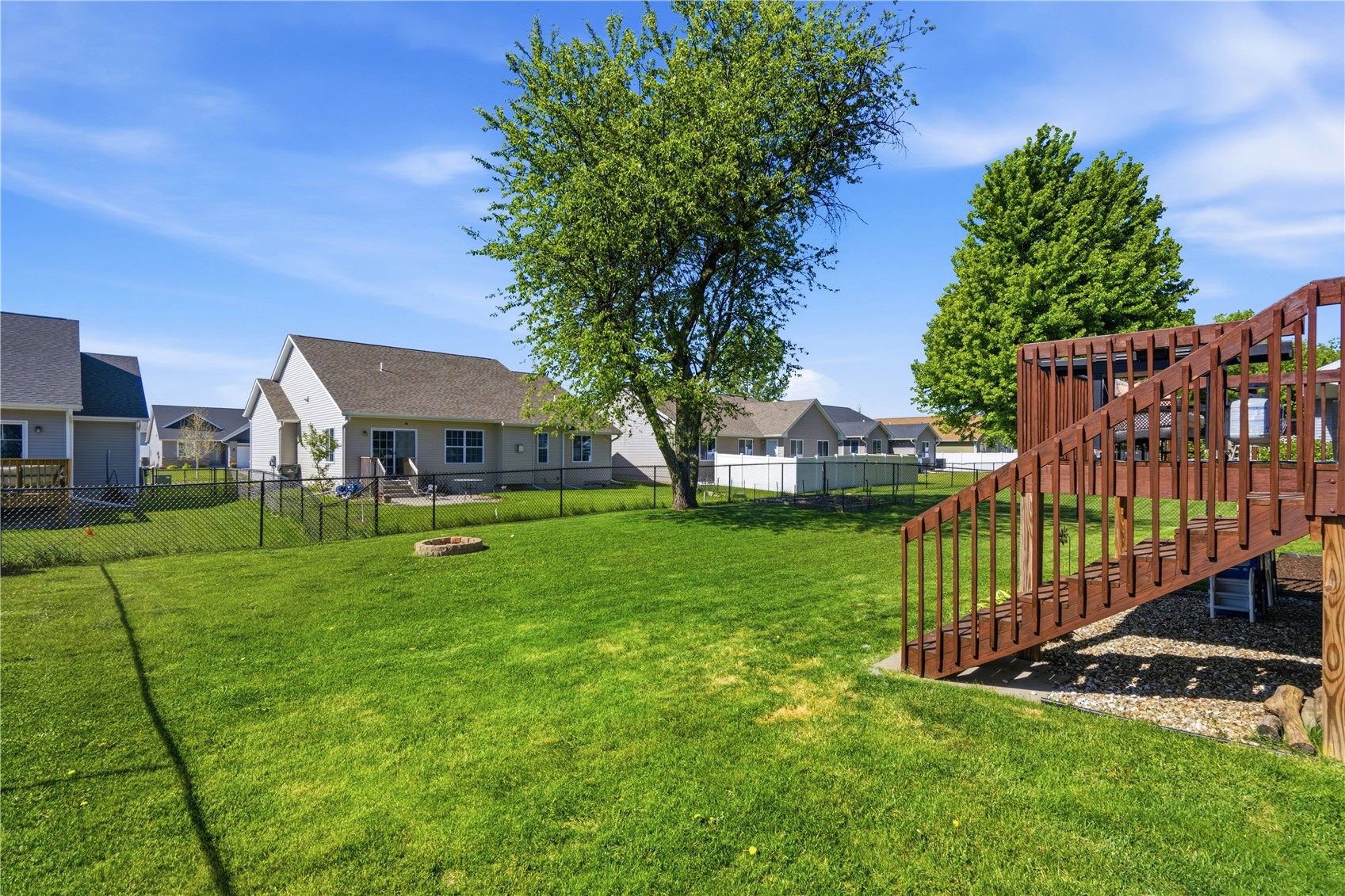1005 Ashford Drive NE Cedar Rapids IA 52402