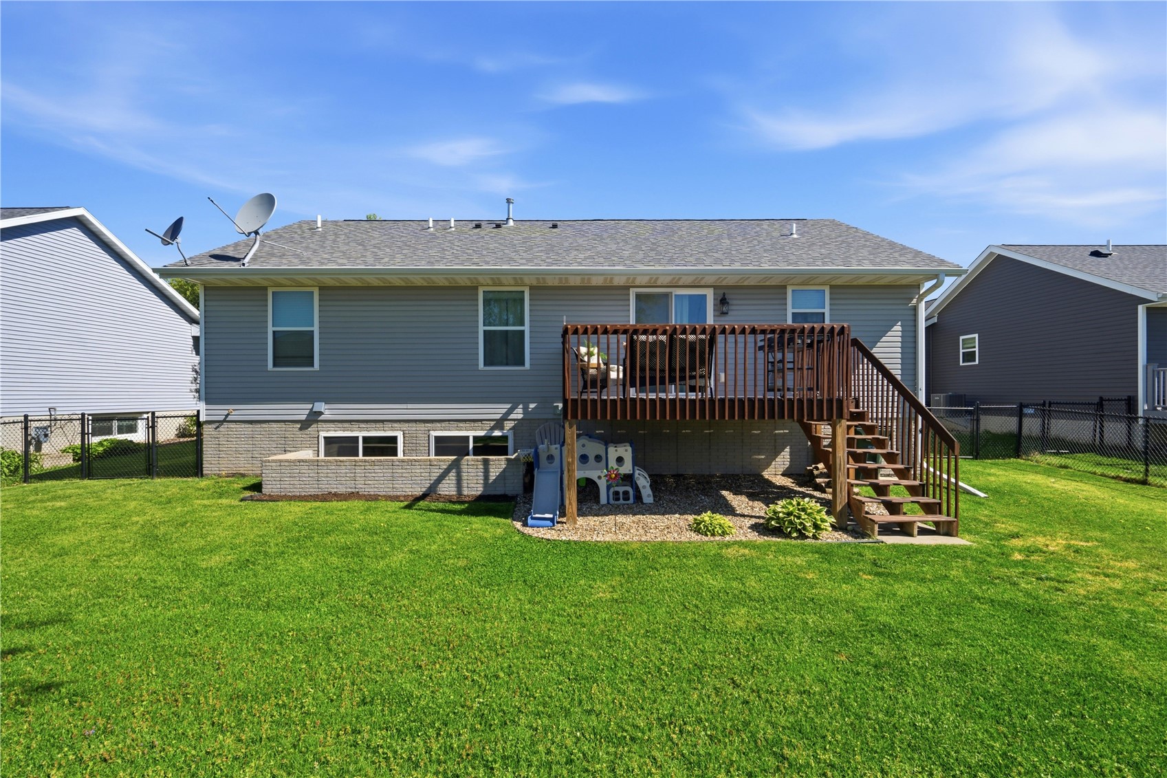 1005 Ashford Drive NE Cedar Rapids IA 52402