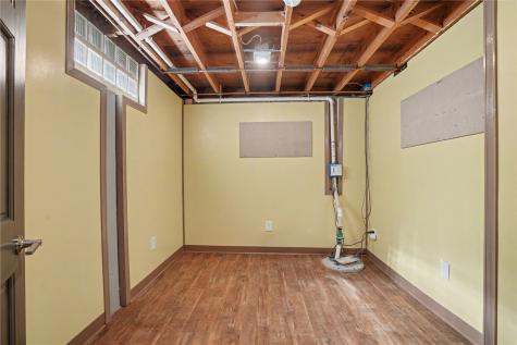 2605 1st Avenue Marion IA 52302