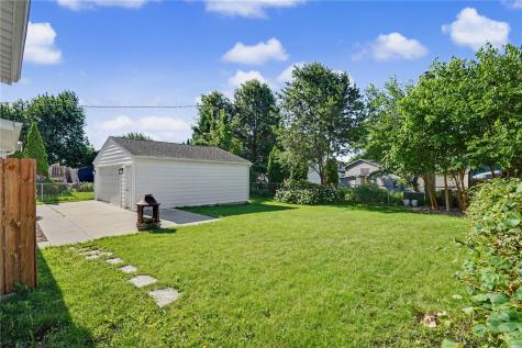 2605 1st Avenue Marion IA 52302