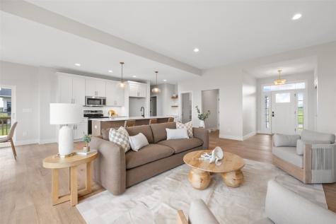 1519 Cardinal Drive Fairfax IA 52228