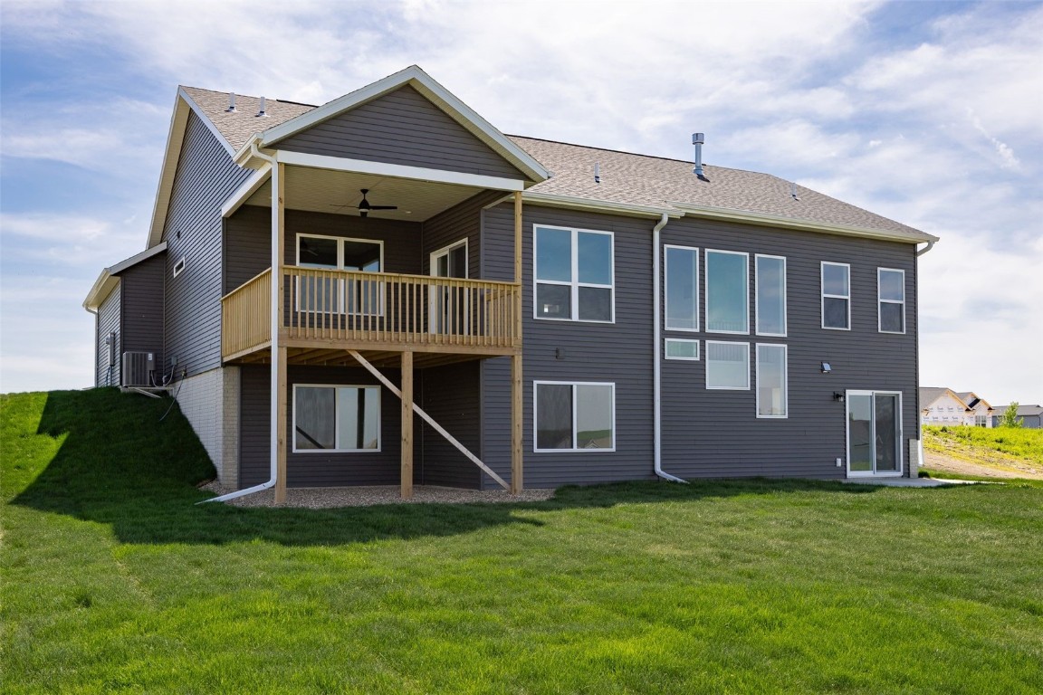 1519 Cardinal Drive Fairfax IA 52228