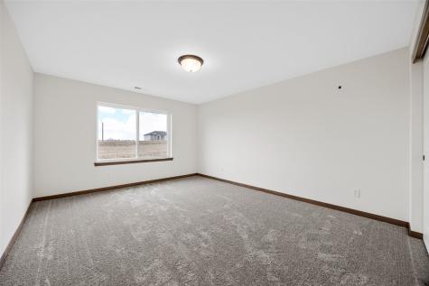 1519 Cardinal Drive Fairfax IA 52228