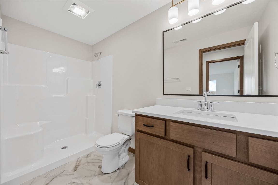 1519 Cardinal Drive Fairfax IA 52228
