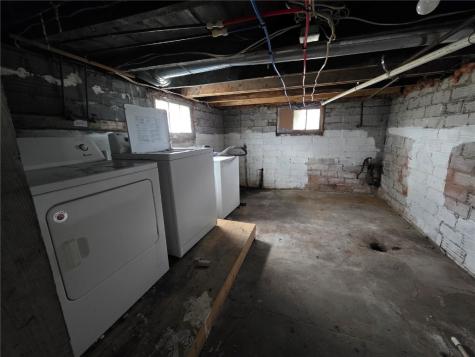 658 Marengo Avenue Marengo IA 52301