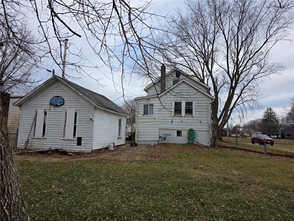 658 Marengo Avenue Marengo IA 52301
