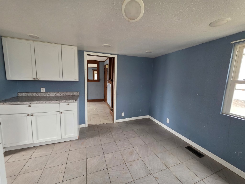 658 Marengo Avenue Marengo IA 52301