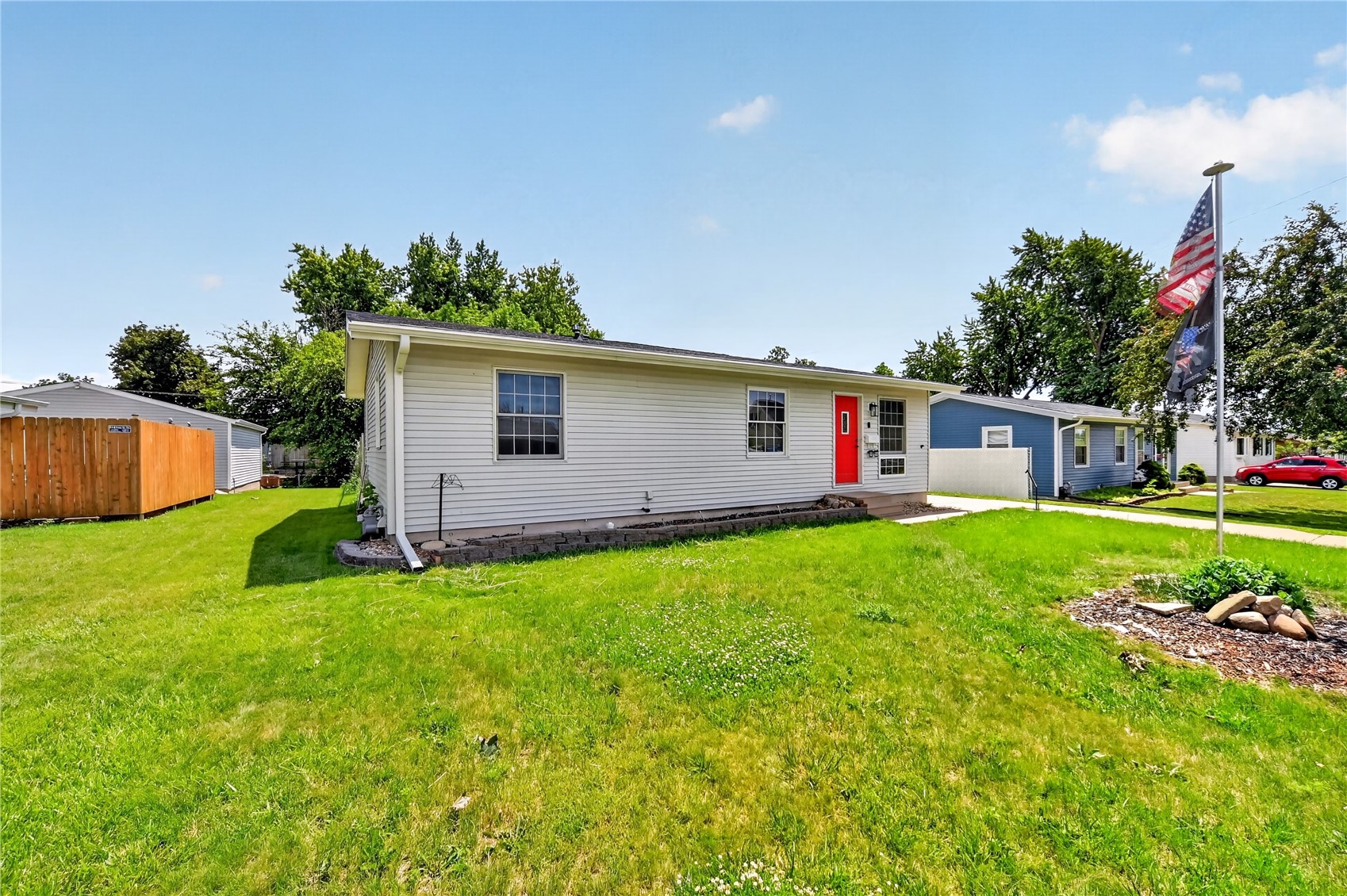 2447 Lauren Drive SW Cedar Rapids IA 52404