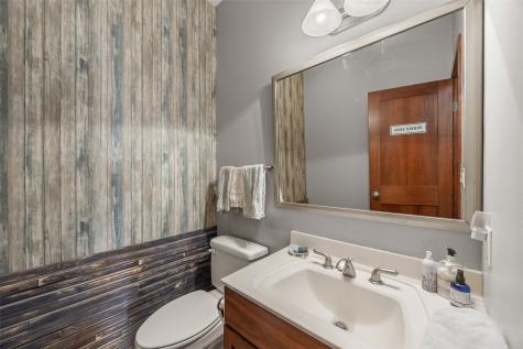 3036 Old Orchard Road NE Cedar Rapids IA 52402