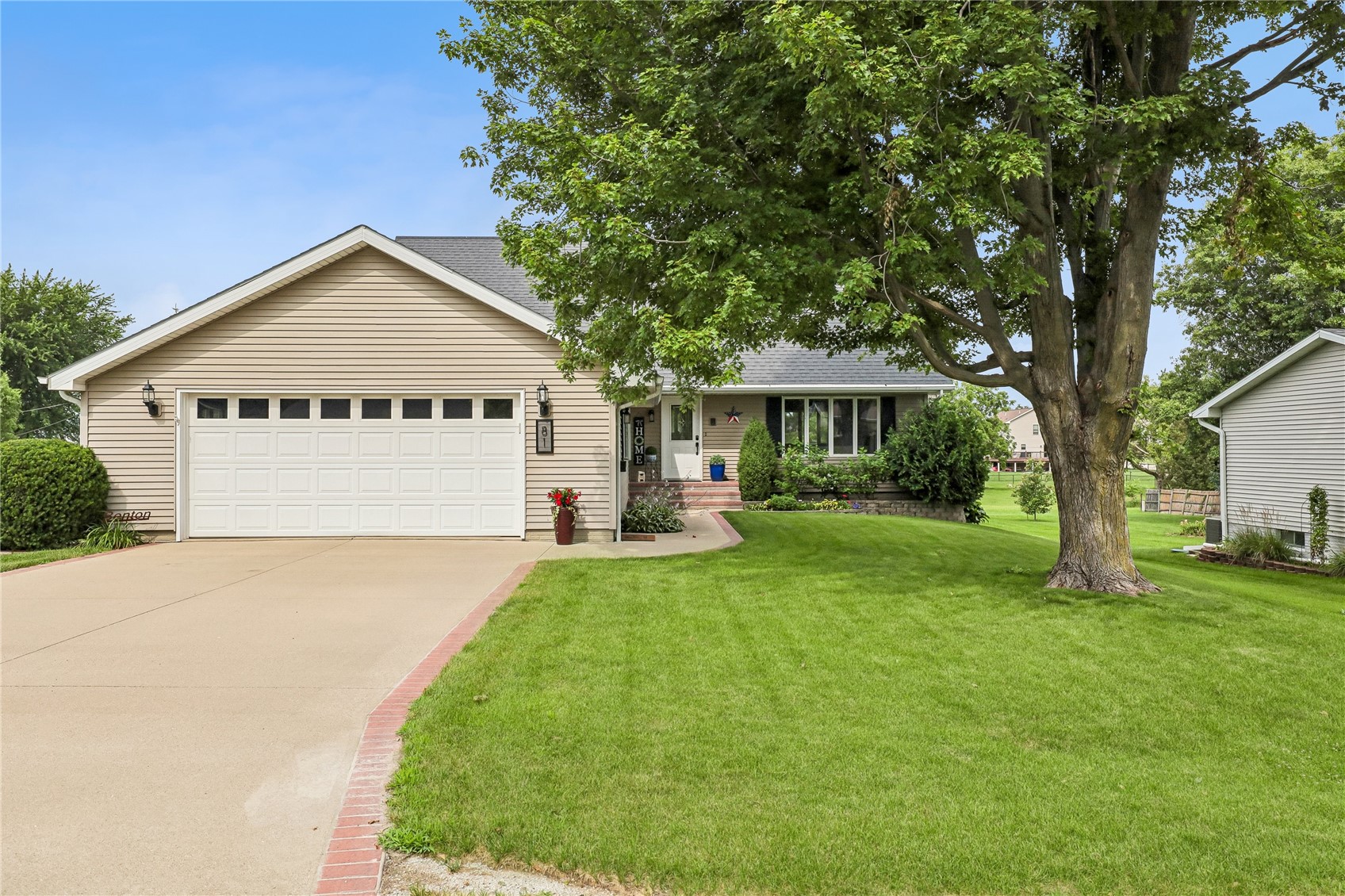 81 4th Avenue Atkins IA 52206