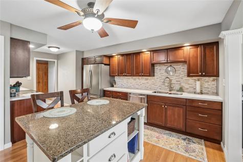 81 4th Avenue Atkins IA 52206