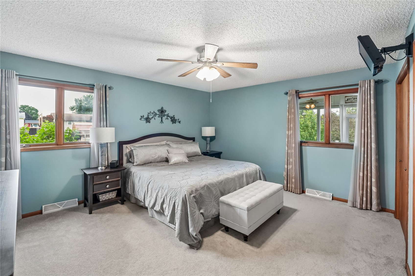 81 4th Avenue Atkins IA 52206