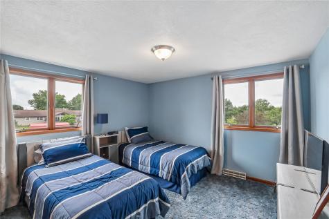 81 4th Avenue Atkins IA 52206
