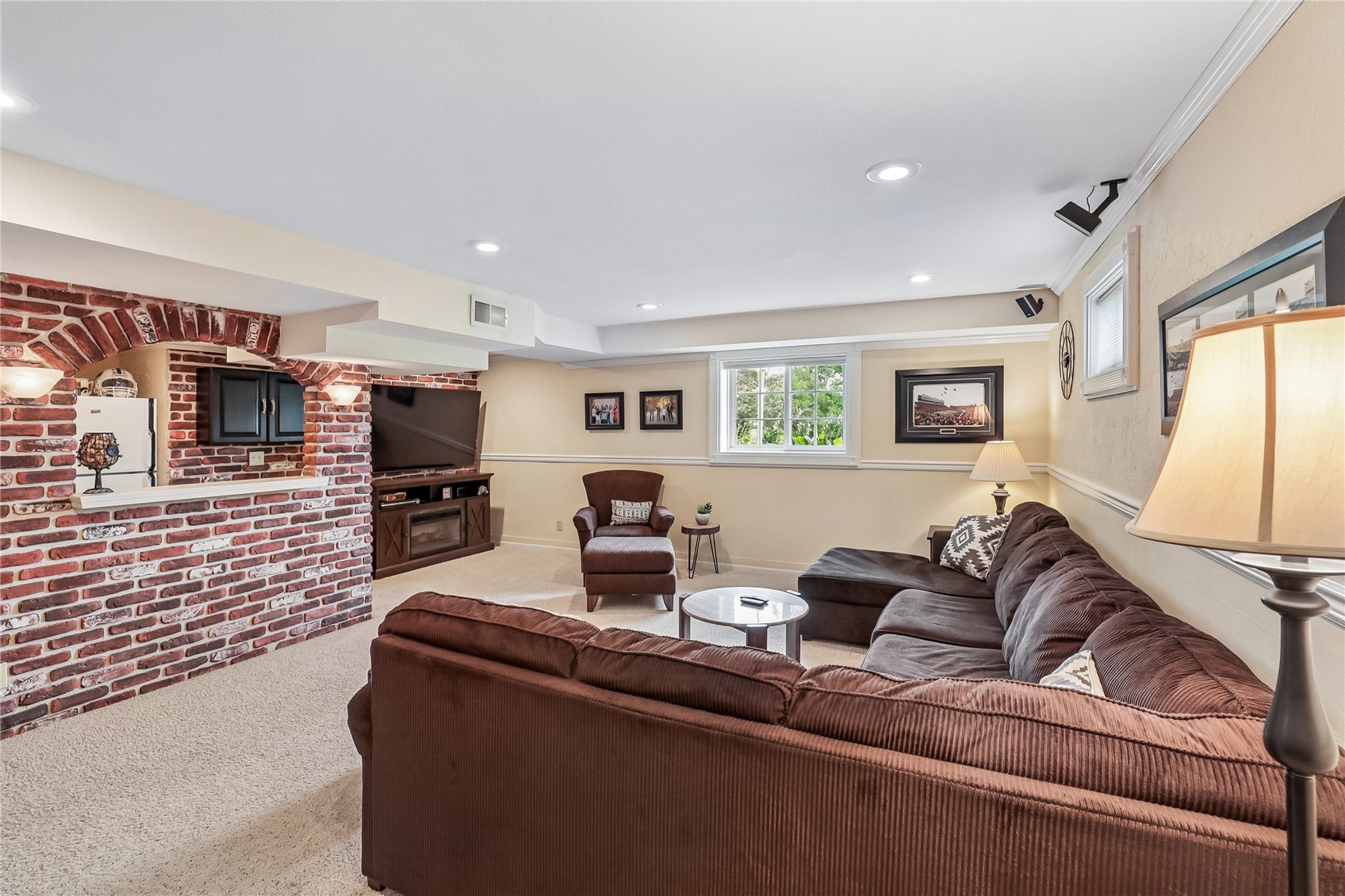 81 4th Avenue Atkins IA 52206
