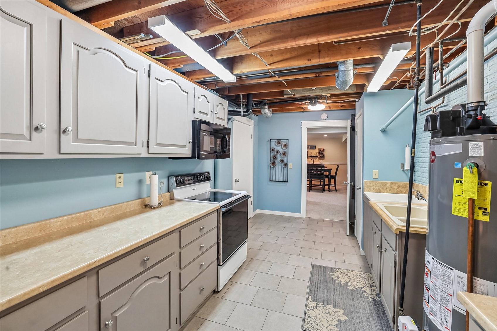81 4th Avenue Atkins IA 52206