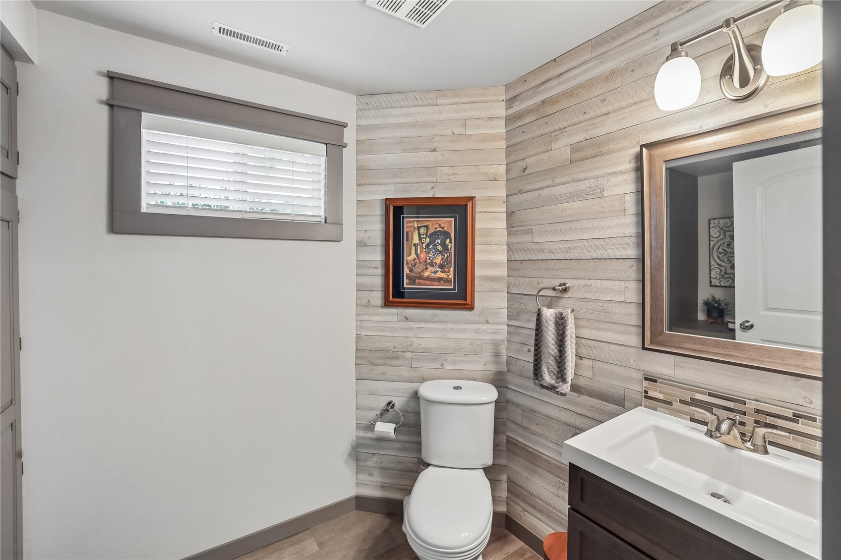 81 4th Avenue Atkins IA 52206