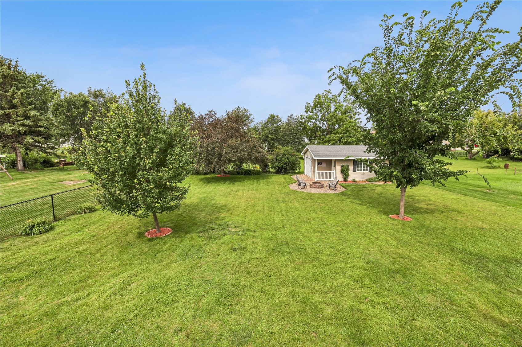 81 4th Avenue Atkins IA 52206
