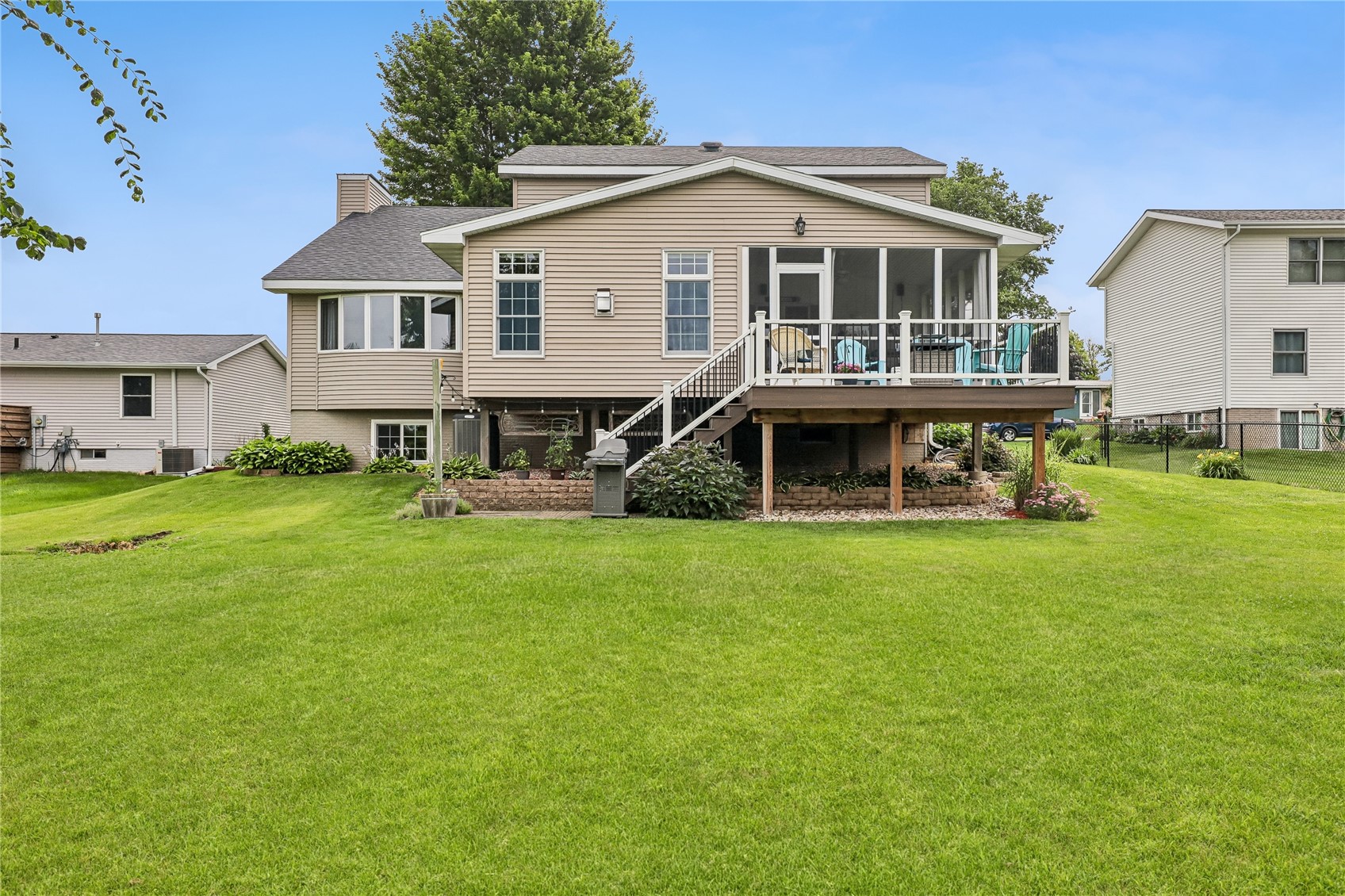 81 4th Avenue Atkins IA 52206