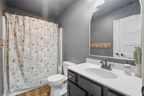 1429 Bridgewood Drive Fairfax IA 52228