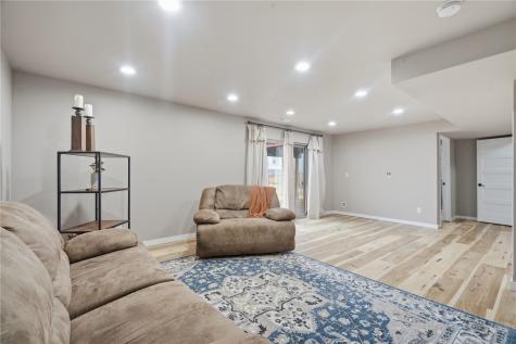 1429 Bridgewood Drive Fairfax IA 52228