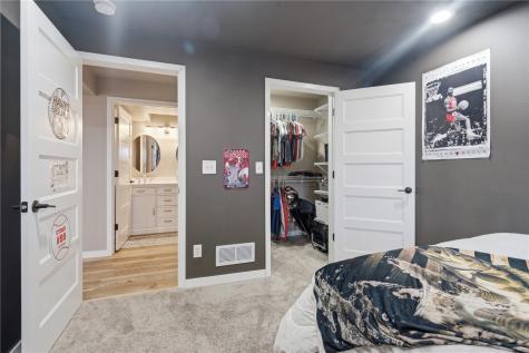 1429 Bridgewood Drive Fairfax IA 52228