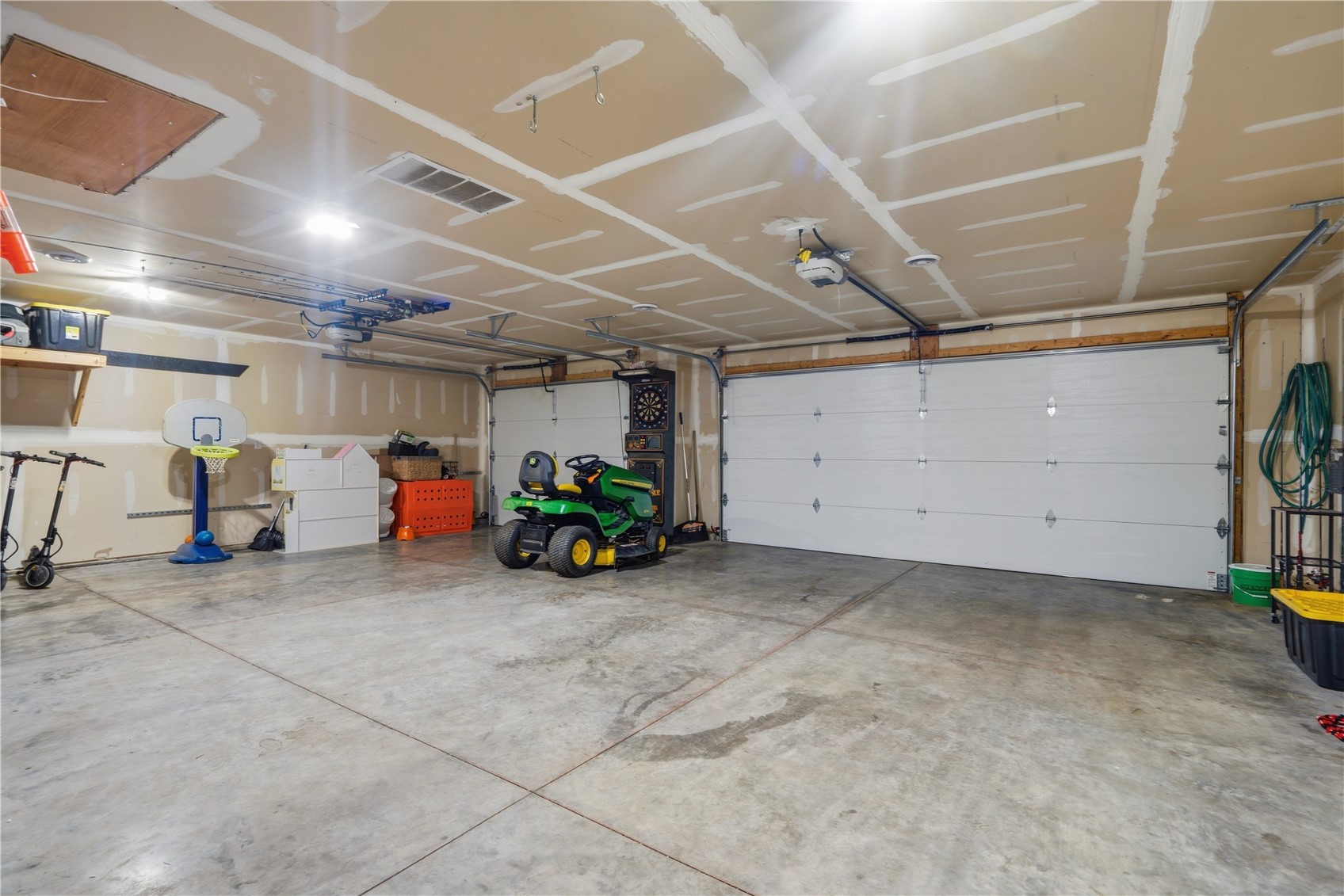 1429 Bridgewood Drive Fairfax IA 52228