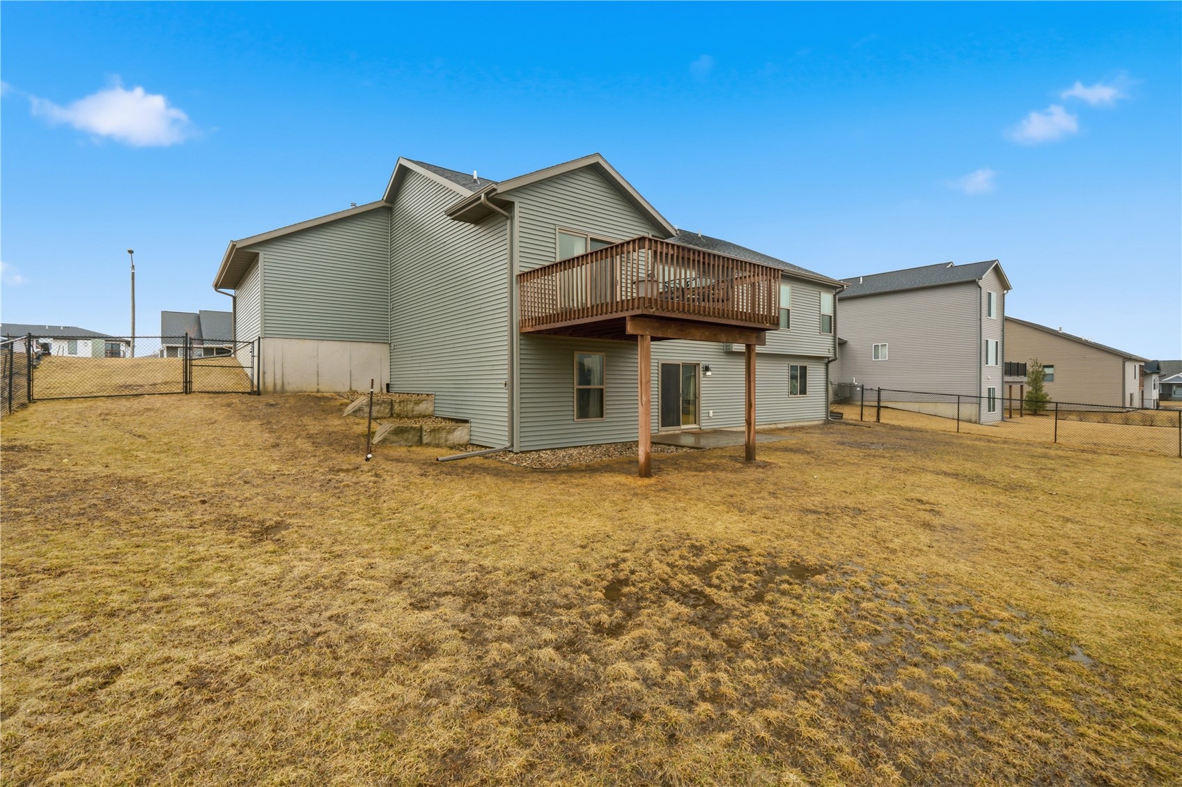 1429 Bridgewood Drive Fairfax IA 52228